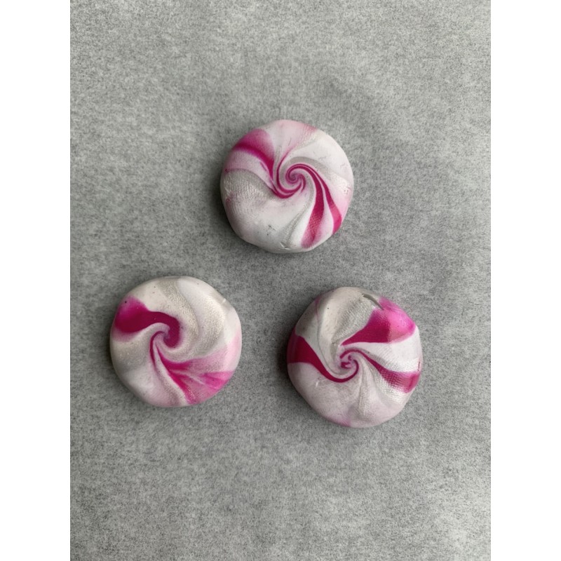 3er Set Magnete in Weiss, Magenta und Silber