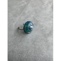 Runder Fingerring in Marine, Smaragd und Weiss